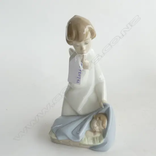 LLADRO FIGURE ANGEL & BABY H180MM