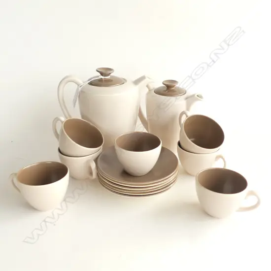 15 PCE POOLE SEPIA & MUSHROOM COFFEE SET; 6 C/S, COFFEE POT, MILK JUG, SUGAR