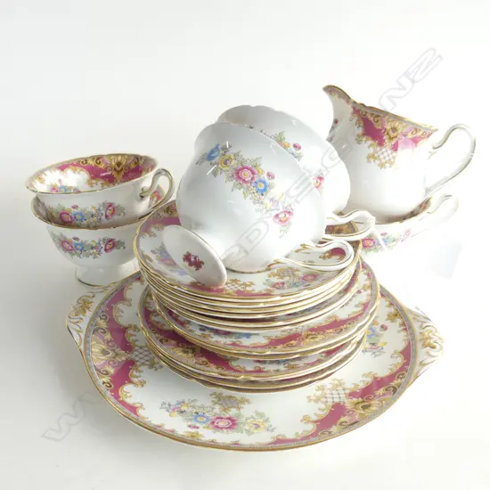 SHELLEY 'SHERATON' PART TEA SET; 5 TRIOS, JUG, CAKE PLATE, SPARE PLATE & SAUCER 