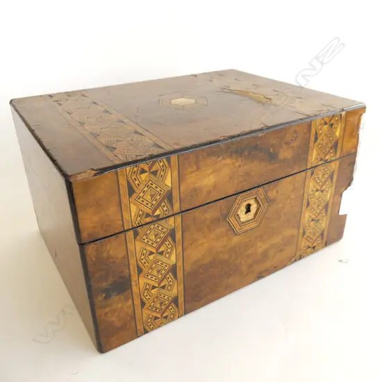 FITTED JEWEL BOX w. TUNBRIDGE faults to veneer W.305mm