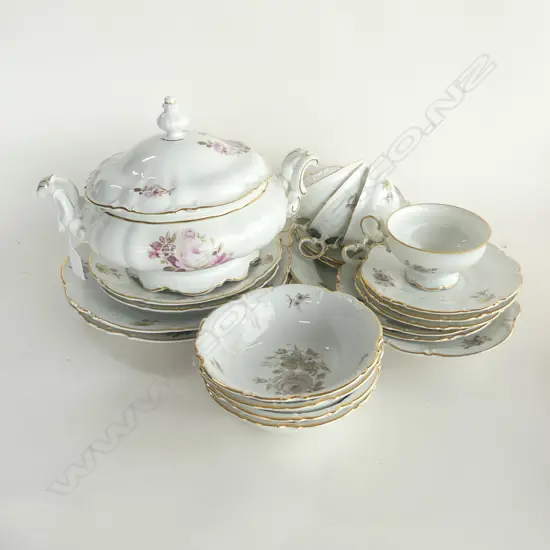 HUTSCHENREUTHER SYLIVA PART SET; LIDDED SERVING DISH, ASST PLATES, BOWLS C&S'S ASHET