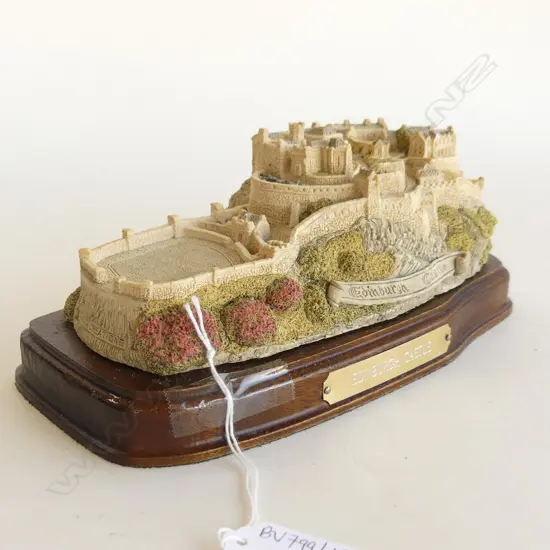 LILLIPUT LANE EDINBURGH CASTLE W.240mm minor damage