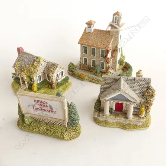 4 AMERICAN STYLE LILLIPUT LANE; WELLINGTON LODGE, RAMBLING ROSE, FIRE HOUSE H.110mm & SIGN W.85mm