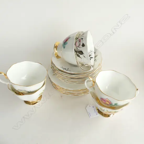 6 ROYAL ALBERT TRIOS  SWEETHEART ROSES PATTERN