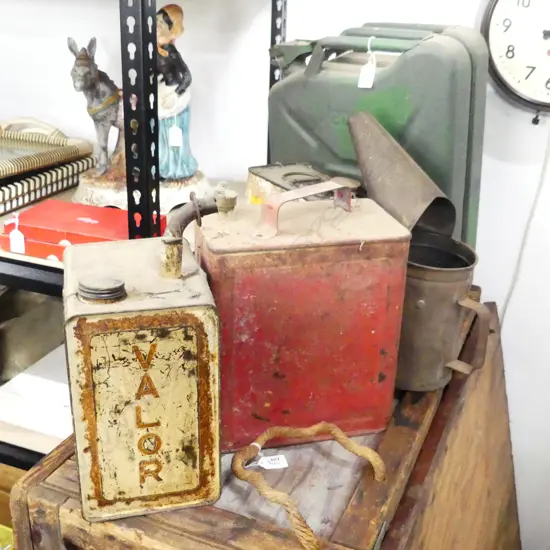 5 OLD CANS INCL LG JERRY CAN, COPPER OIL CAN & 3 OTHER