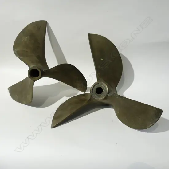 2 HEAVY BRASS PROPELLERS - DIA 330MM