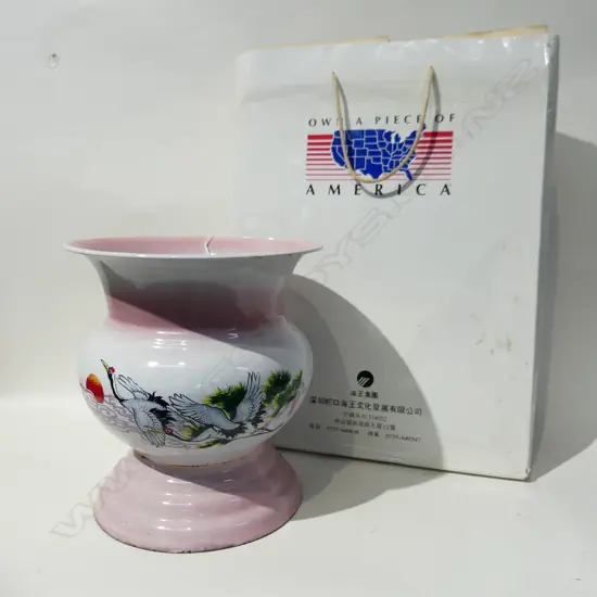 DEED 'OWN A PIECE OF AMERICA' + 5 VOLS. OF MAO, LGE CHINESE PINK ENAMEL VASE H.220mm