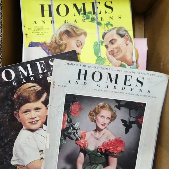BOX LOT ASST. 1950s HOMES & GARDENS MAGAZINES ETC