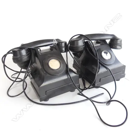 2 VINTAGE BLACK TELEPHONES