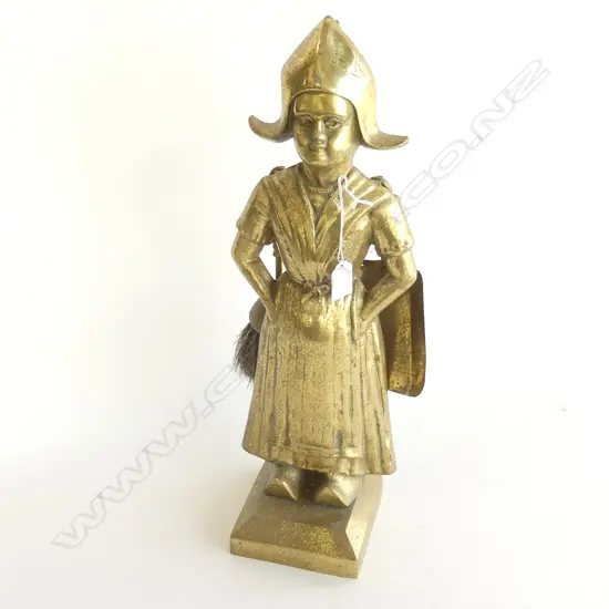 VINTAGE DURCH GIRL BRASS FIRE TIDY SET brush tongs shovel H.485mm.