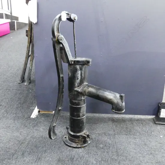 GARDEN ART WATER PUMP, H. 700MM