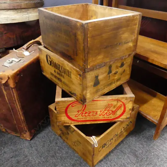 4 VINTAGE STYLE BOXES w. ADVERTISING STENCILS W.350mm