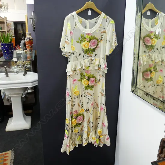 TRELISE COOPER 'WHERE EVER YOU GO' VISCOSE DRESS SIZE 6