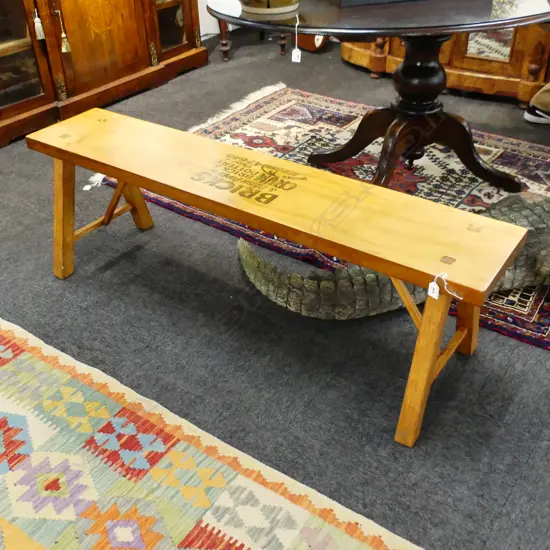 BENCH SEAT w. STENCILED DESIGN L.1400mm