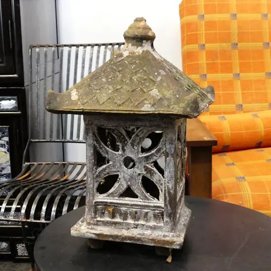 RUSTIC TERRACOTTA PAGODA STYLE OUTDOOR LANTERN H.420mm (corner chipped)