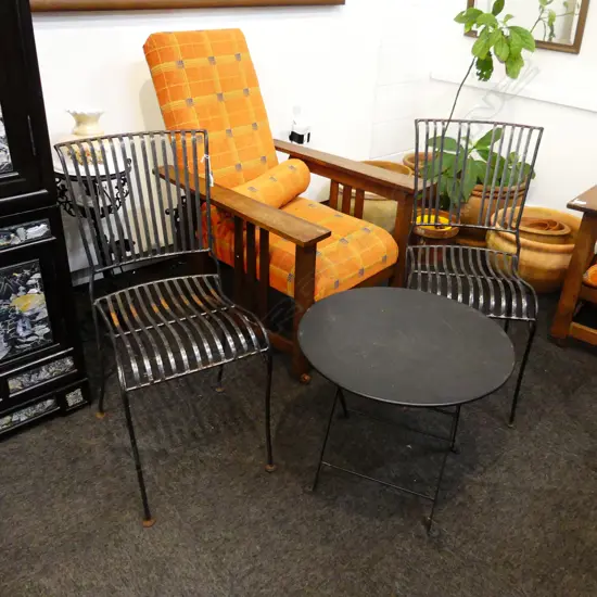 PR BLACK METAL PATIO CHAIRS (AF) + TABLE 550mm dia