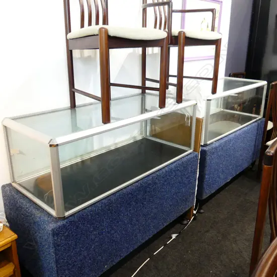 PR DISPLAY CABINETS 1220x540x465mm