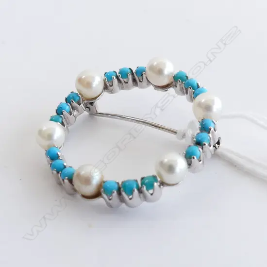 18CT WHITE GOLD PEARL AND TURQUOISE BROOCH **RTV**