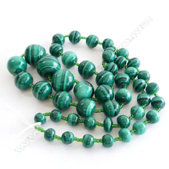 MALACHITE GRADUATED BEAD NECKLACE