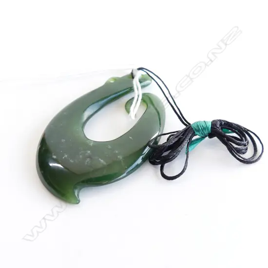 NZ POUNAMU (GREENSTONE) LG FISH HOOK PENDANT (L60MM) ON BLACK WAXED ADJUSTABLE CORD
