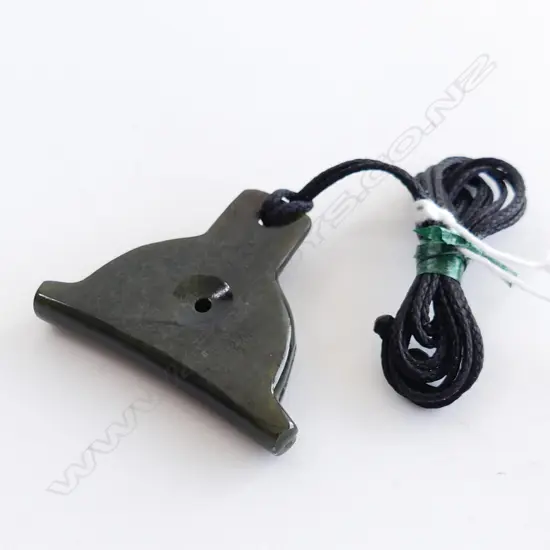 NZ POUNAMU (GREENSTONE) SHEPHERD'S WHISTLE (L45MM) ON BLACK WAXED ADJUSTABLE CORD