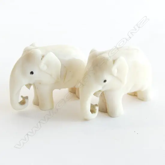 PR IVORY ELEPHANTS L. 32MM