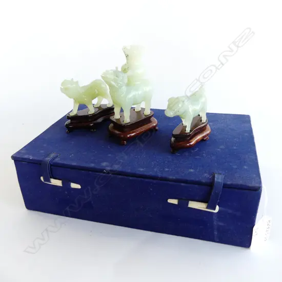 4 ORIENTAL JADE ANIMALS, PIG GOAT ETC WITH WOODEN STANDS, IN BOX