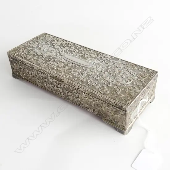 SILVER PLATED JEWELLERY BOX FILIATE DECORATION, HINGED LID WITH COMPARTMENTS, L 230MM