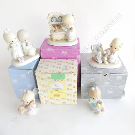 4 PRECIOUS MOMENTS FIGURINES, ALL BOXED H.125mm...