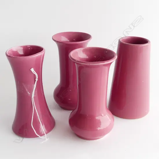4 LOVATTS LANGLEY WARE PINK POTTERY VASES H.125mm (1 w. HAIRLINE)