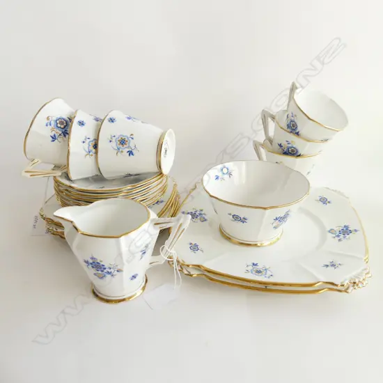 ROYAL ALBERT CROWN CHINA BLUE FLOWER PATTERN TEA SET; 6 TRIOS, MILK JUG, SUGAR BOWL & 2 CAKE PLATES 
