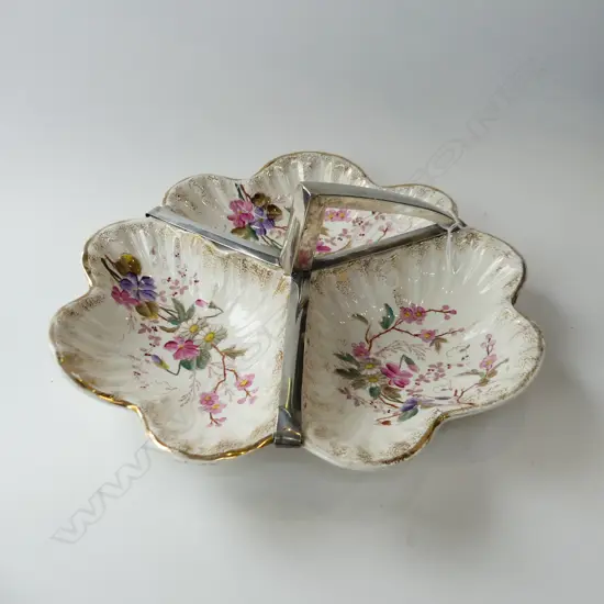 STG SILVER HANDLED VICTORIAN HAND PAINTED DIVIDED DISH, STAMPED SILVER DIA 255MM