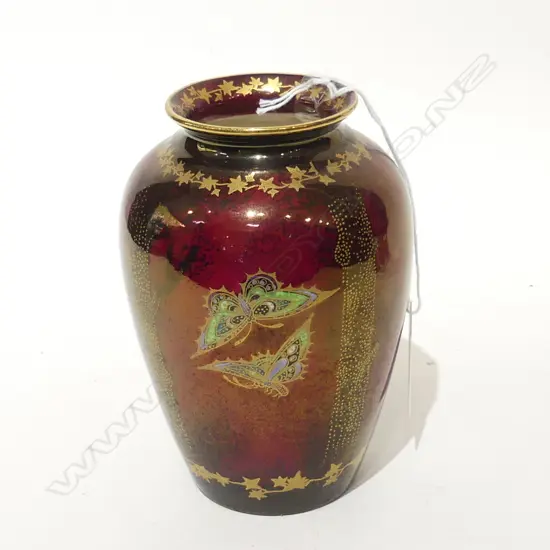 CROWN DEVON BUTTERFLY LUSTRE VASE H. 140MM