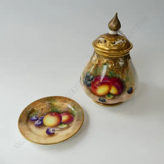 ROYAL WORCESTER LIDDED POTPURRI SIGNED ROBERTS H.140mm + PIN DISH SIGNED 