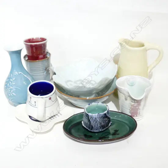 11 PCES ASST. NZ STUDIO POTTERY; TONY SLY JUG H.170mm ETC