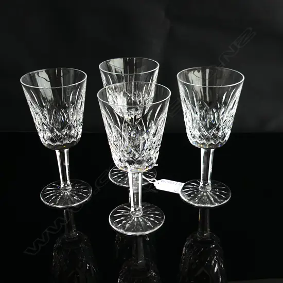 4 WATERFORD LISMORE PATTERN WINE GLASSES H.140mm