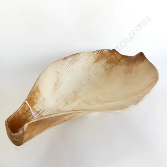 STUDIO CERAMICS NIKAU CROWNSHAFT PLATTER 510x310mm