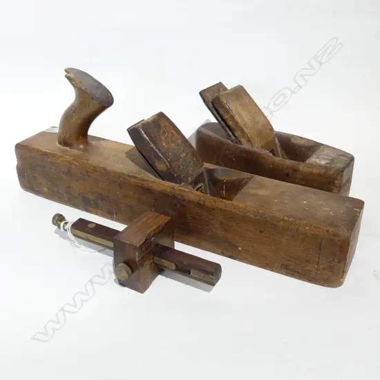 2 VINTAGE WOODEN PLANES + WOODEN CALIPER 