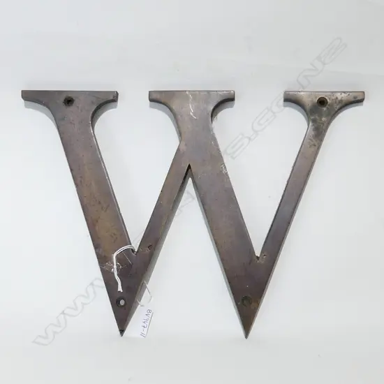 HEAVY BRASS LETTER 'W' SIGN 330 X 230MM