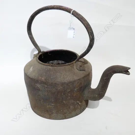 LG CAST IRON KETTLE, NO LID, H.340MM