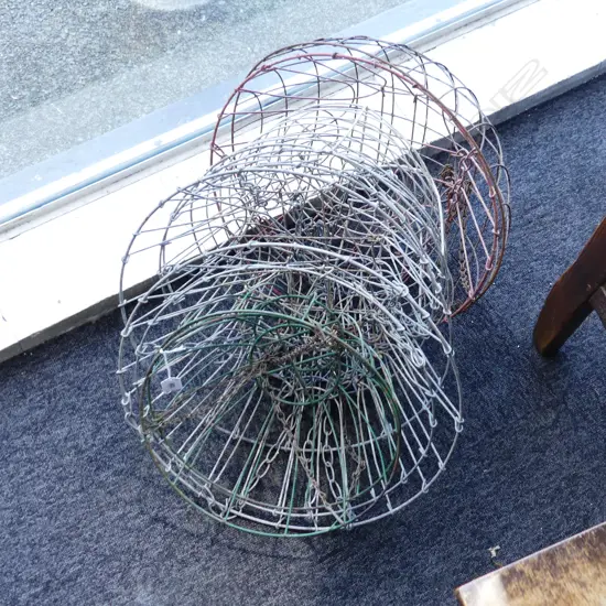10 VINTAGE WIRE HANGING GARDEN BASKETS 300 - 410mm dia