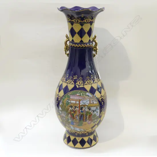 LGE ORIENTAL VASE H.600mm