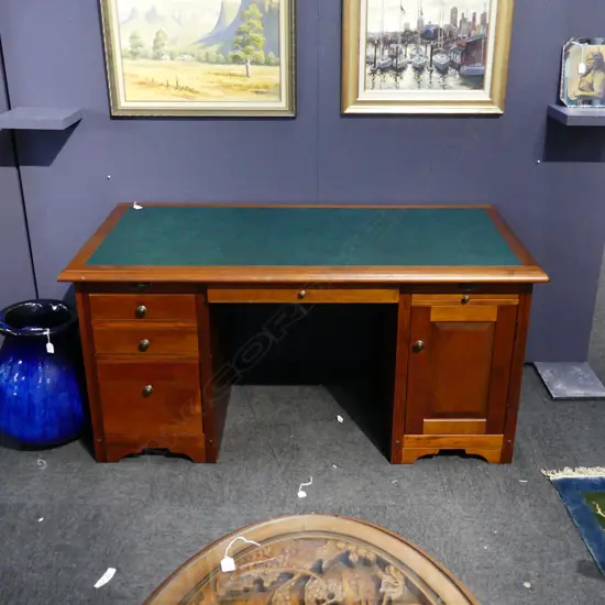 LG REPLICA PARTNERS DESK, GREEN LEATHER TOP, L. 1550MM