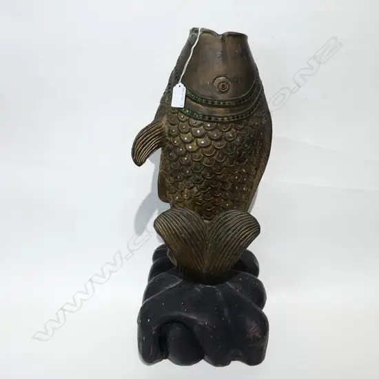 LARGE ORIENTAL CARVED WOODEN FISH ON STAND  H. 510MM