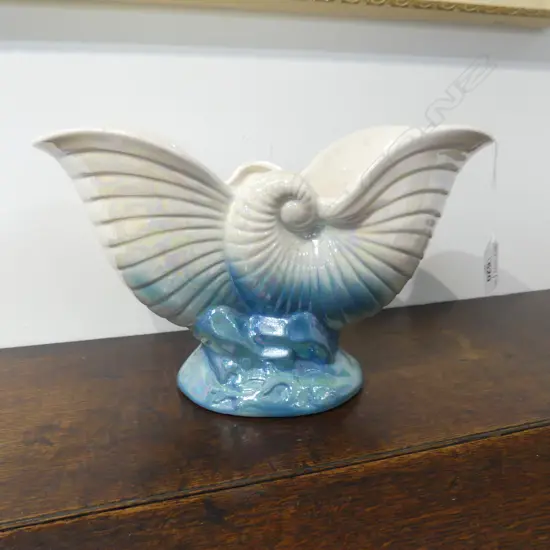 CROWN LYNN NATILUS VASE #550 W.275mm