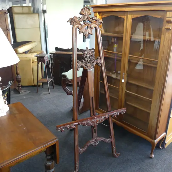 LGE WOODEN EASEL w. ORNATE CARVING H.1950mm