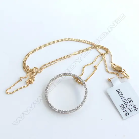 9CT GOLD CHAINS WITH .25CT DIAMOND PENDANT, 2.6GMS 45cm