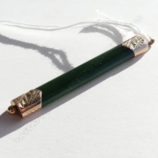 15CT OR 9CT ? ( UNMARKED) GOLD & GREENSTONE PENDANT