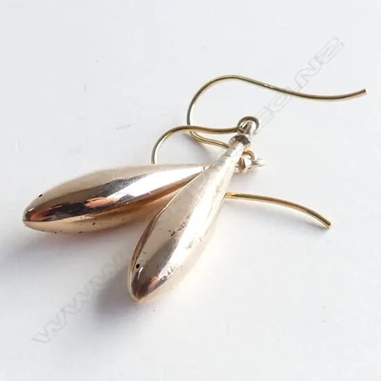 9CT GOLD DROP EARRINGS 1.79GMS