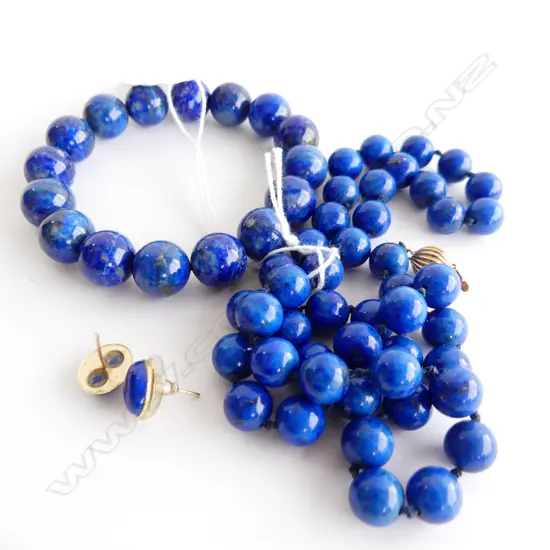 LAPIS LAZULI NECKLACE + MATCHING BRACLET & EARINGS. 1 BUTTERFLY MISSING